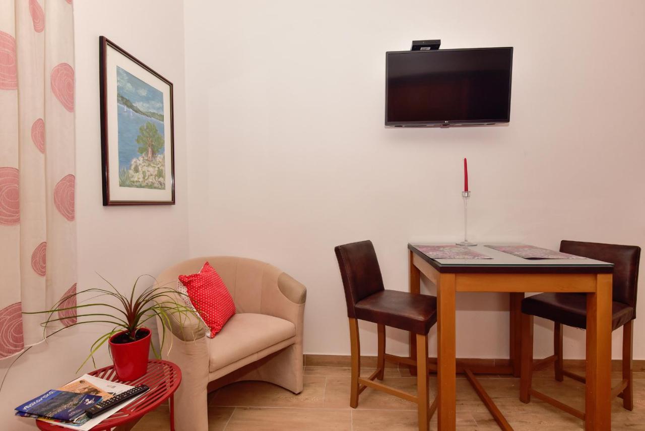 Antonio Apartment *